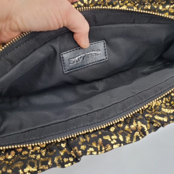 ⭐️4/25 Express Cheetah Print Clutch Ruffle Zipper Top Y2K Black & Gold 11"x6" - Picture 6 of 9